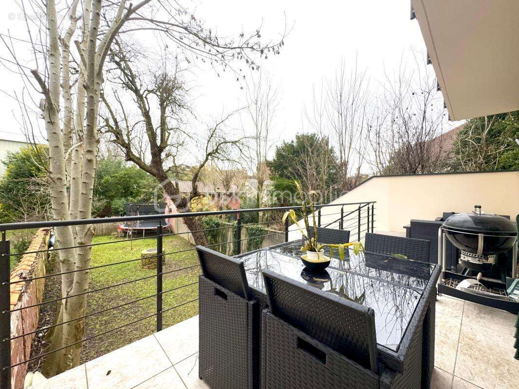 Appartement à LE PERREUX-SUR-MARNE