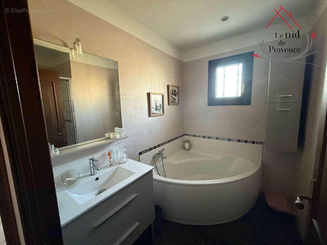 Villa de plain-pied 4 pièce(s) 114 m2 - photo 9