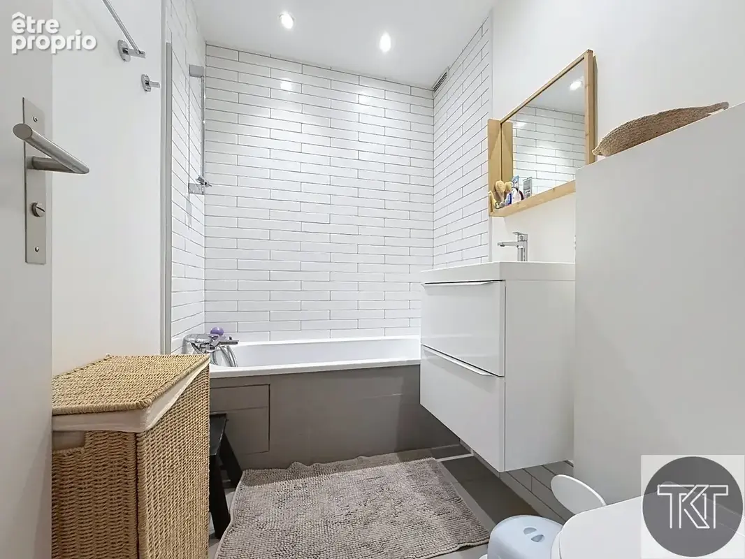 Appartement 104 m² traversants  3 chambres  garage  cave  deux balcons - photo 7