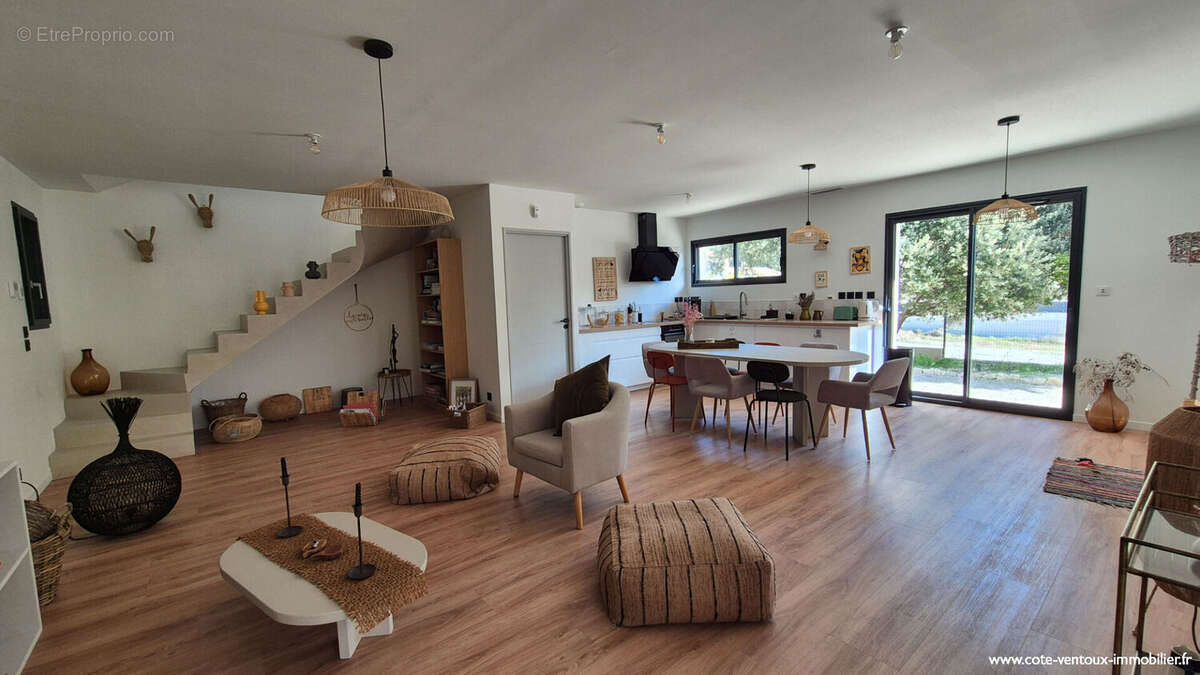 Maison à VACQUEYRAS