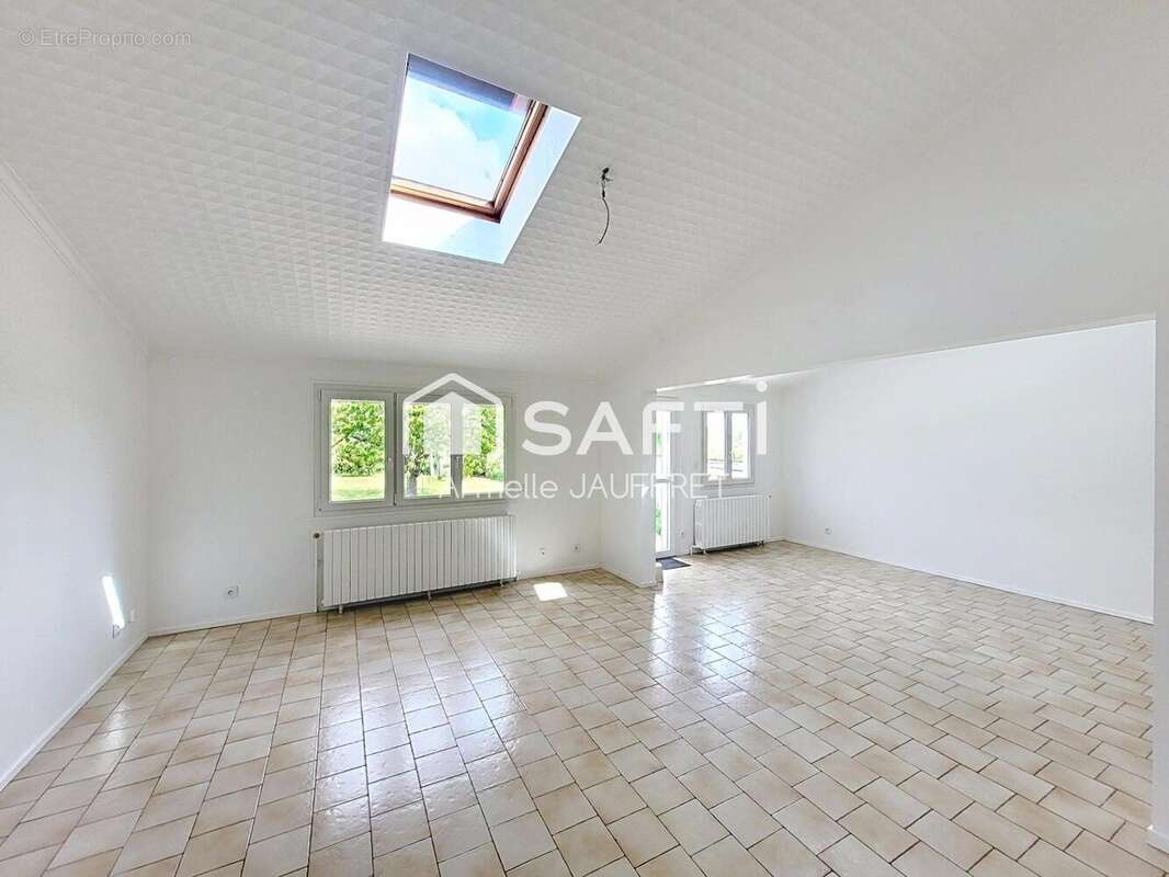 Photo 5 - Maison à MOISSELLES