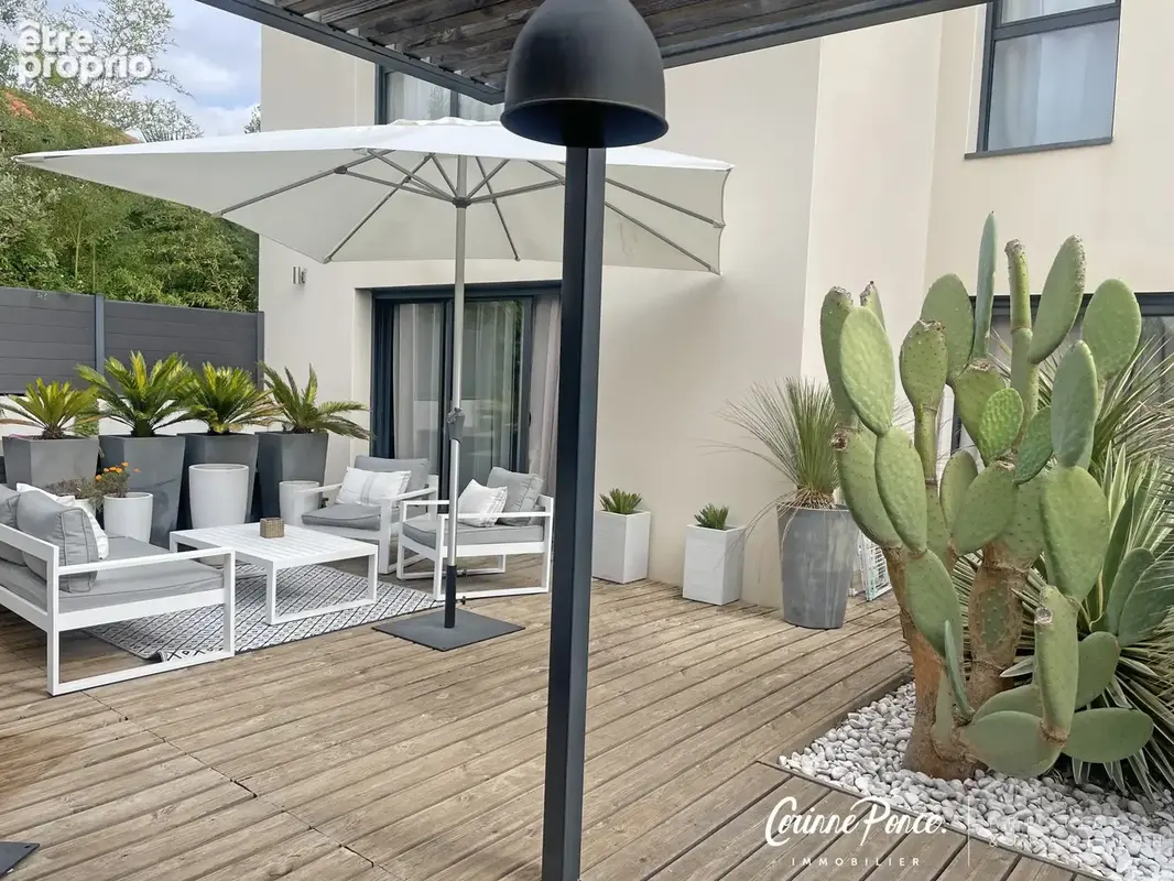 Nimes villa contemporaire standing quartier privilegie corinne ponce immobilier - photo 5