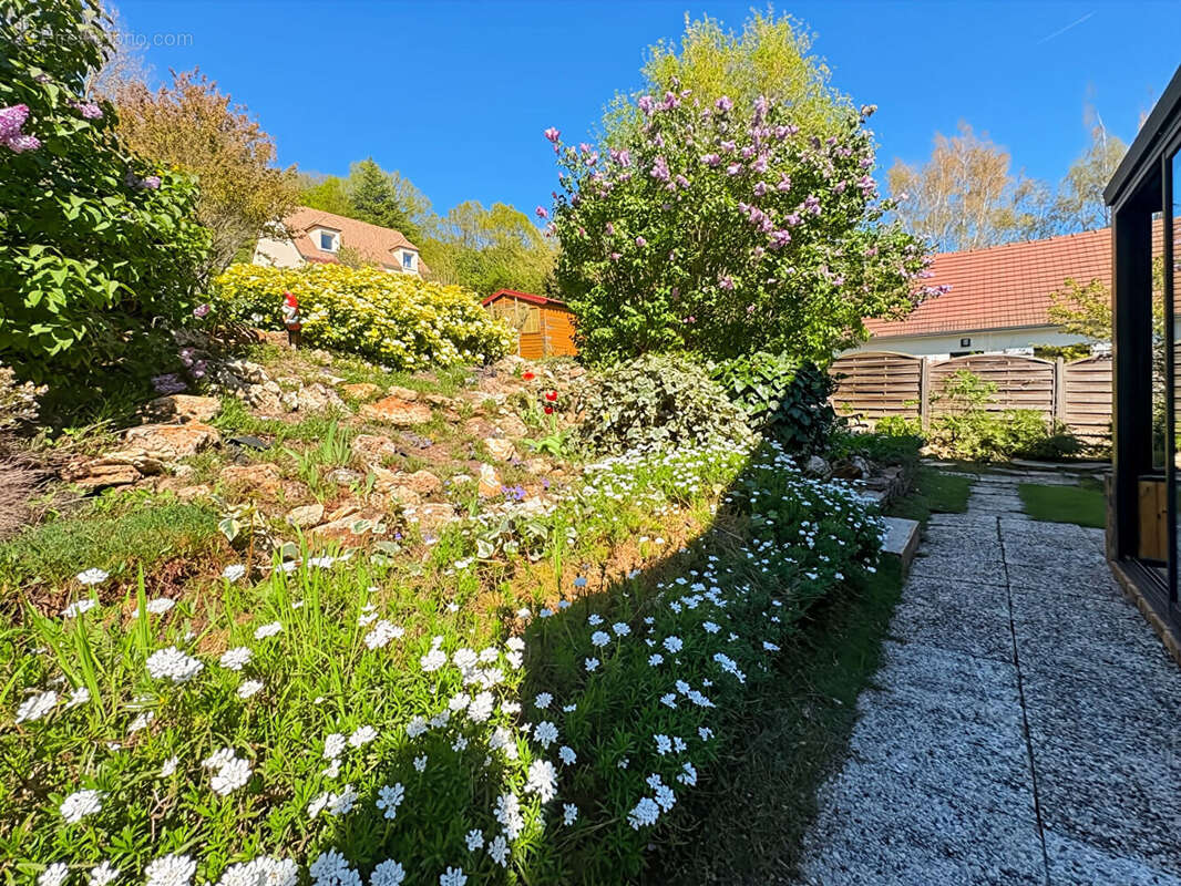 Maison à VAUHALLAN