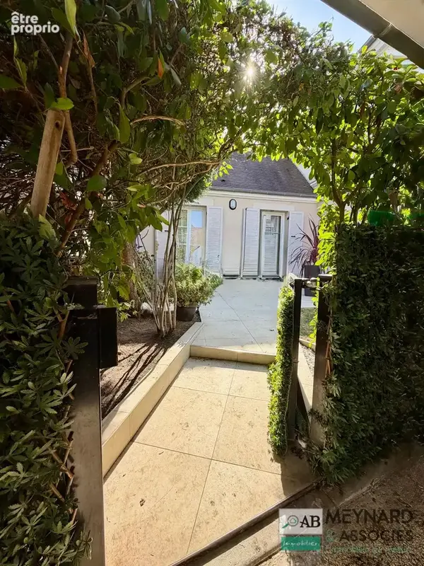 A vendre MAGNY LE HONGRE secteur recherché , maison de 133.06 M2 sur terrain 182 M2 - photo 2