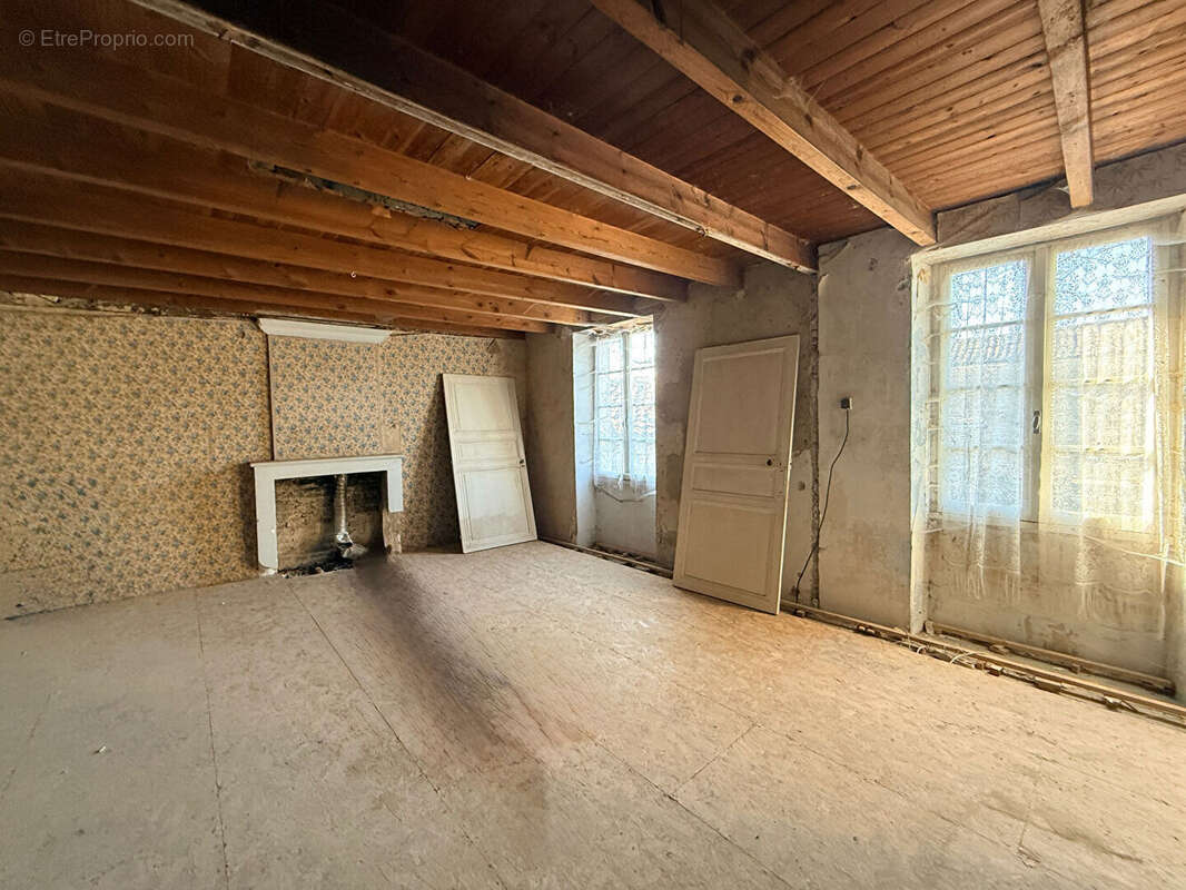 Maison à SAINT-AMANT-DE-NOUERE