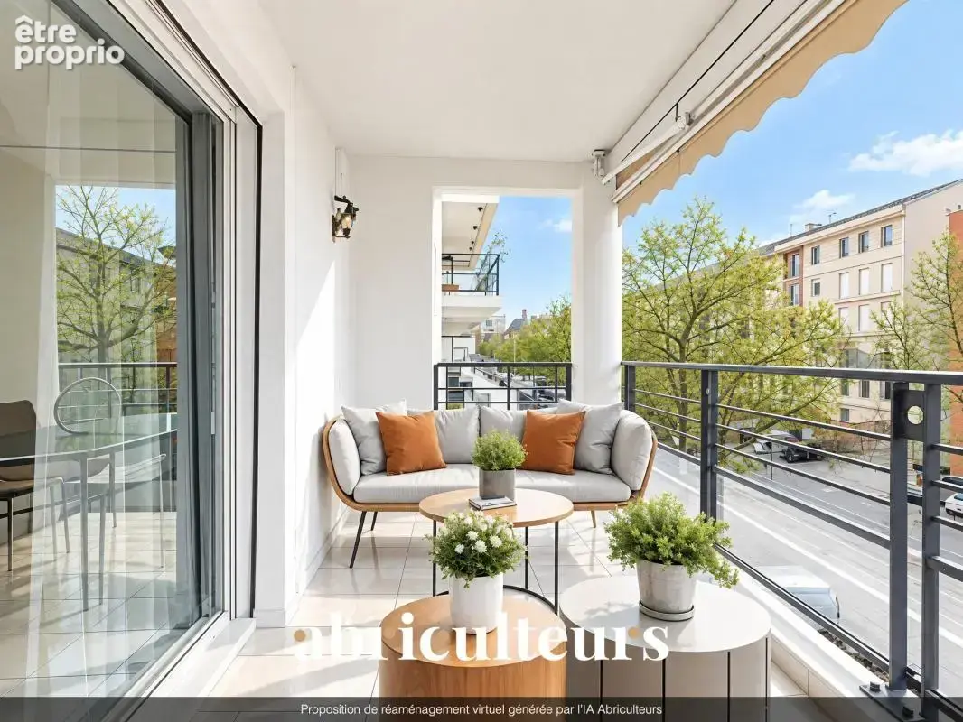 Grand T2 lumineux avec terrasse et garage en vente à  Bron (69500) - photo 3