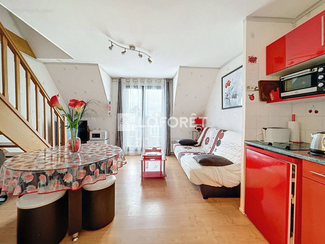 Appartement à OUISTREHAM