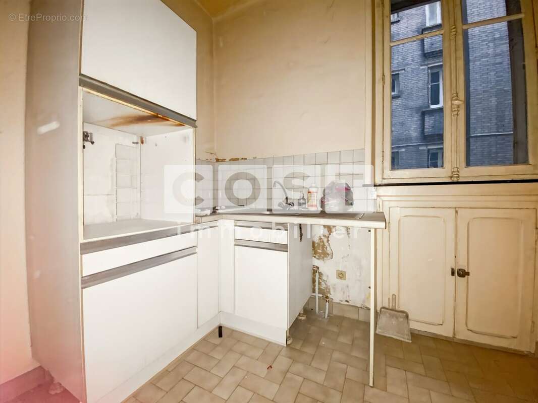 Commerce à ASNIERES-SUR-SEINE