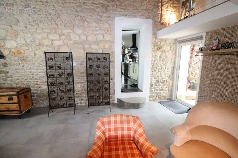 Maison à PORT-DES-BARQUES