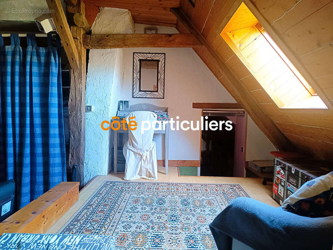 Maison à BEAUMONT-LA-RONCE