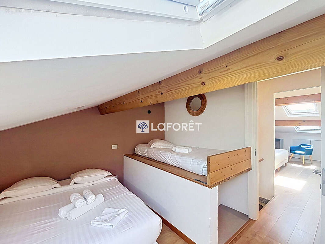 Menton centre ville - 62 m2  en Duplex - photo 13