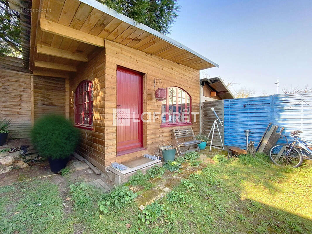 Maison à VERNEUIL-SUR-SEINE