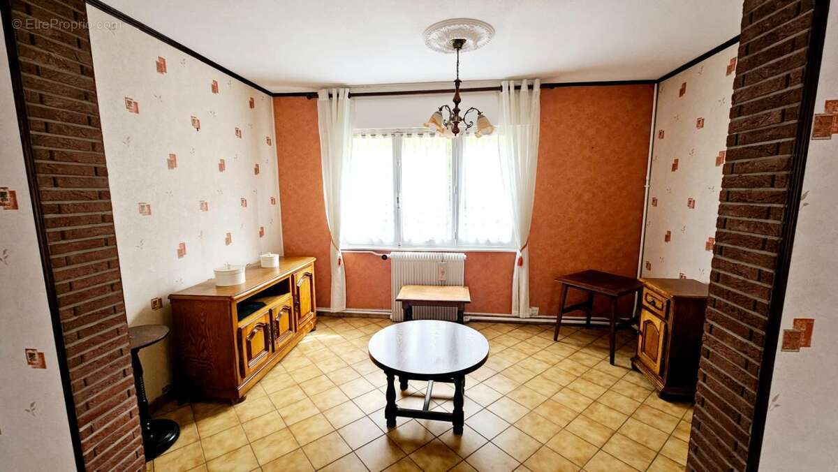 Maison 4 pièces / 80 m² / 128 000 EUR / ARRAS - photo 5