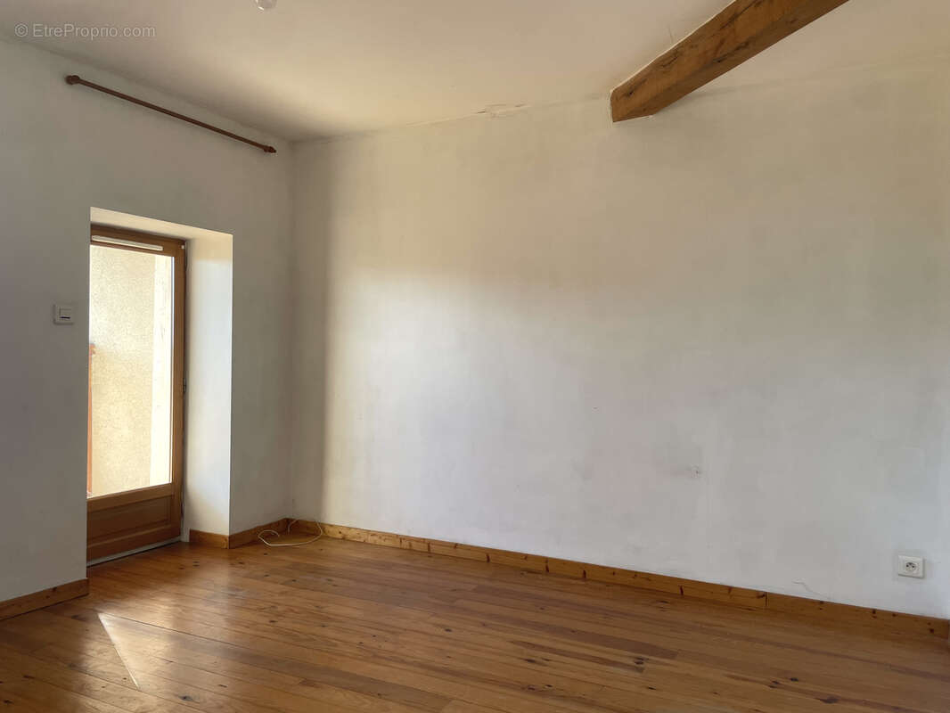 Maison à BUSSY-ALBIEUX