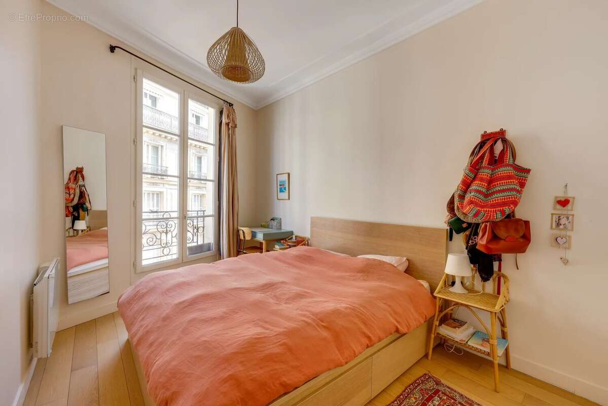 Appartement à PARIS-6E