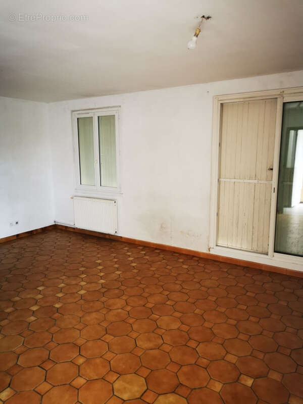 Maison à BRUGUIERES
