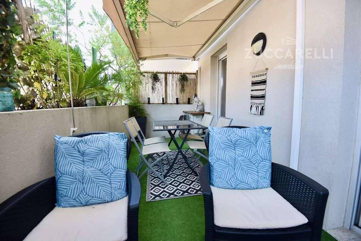 Appartement à SAINT-MARTIN-DU-VAR