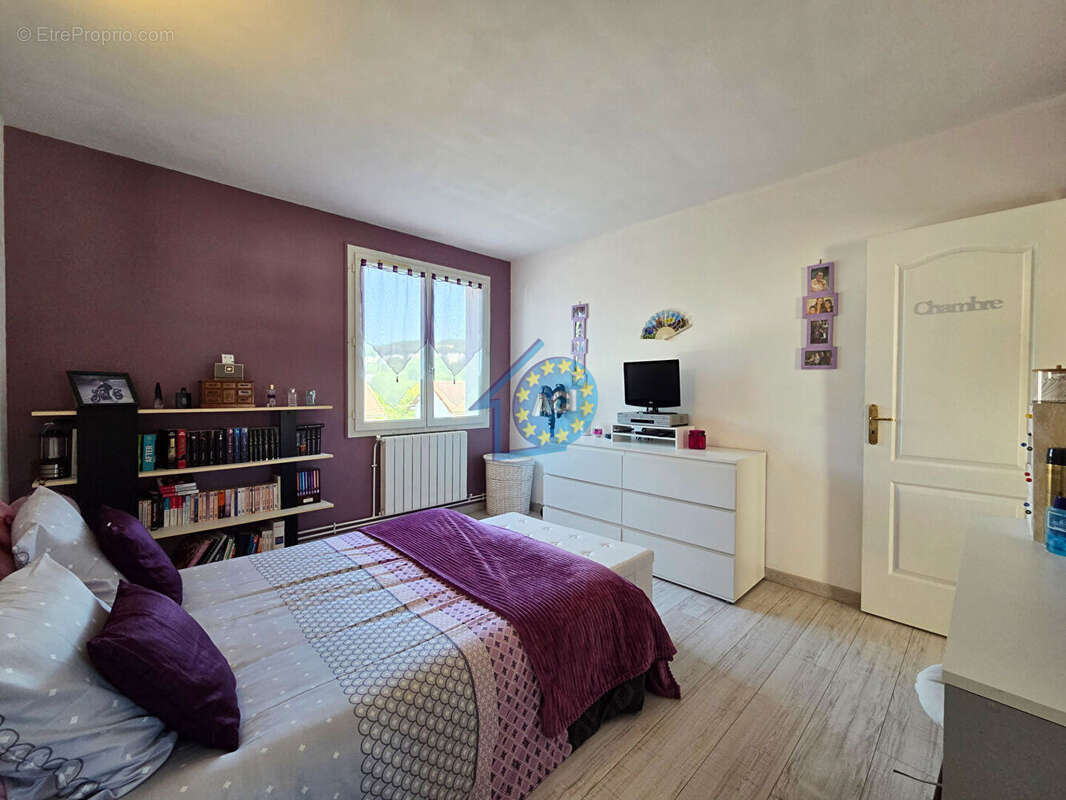 Appartement à MANTES-LA-VILLE