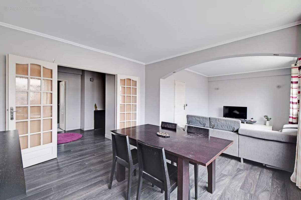 Appartement à COLOMBES