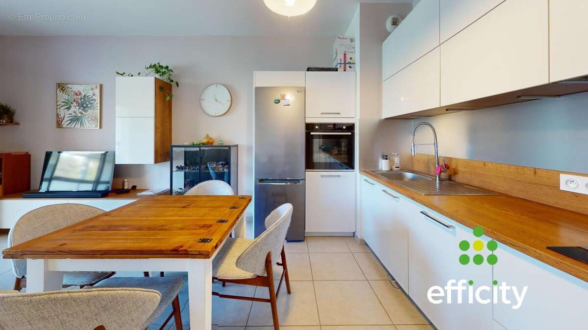 Appartement à LA MULATIERE