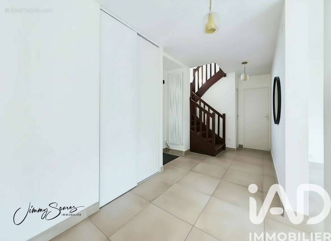 Photo 4 - Maison à LE PORT-MARLY