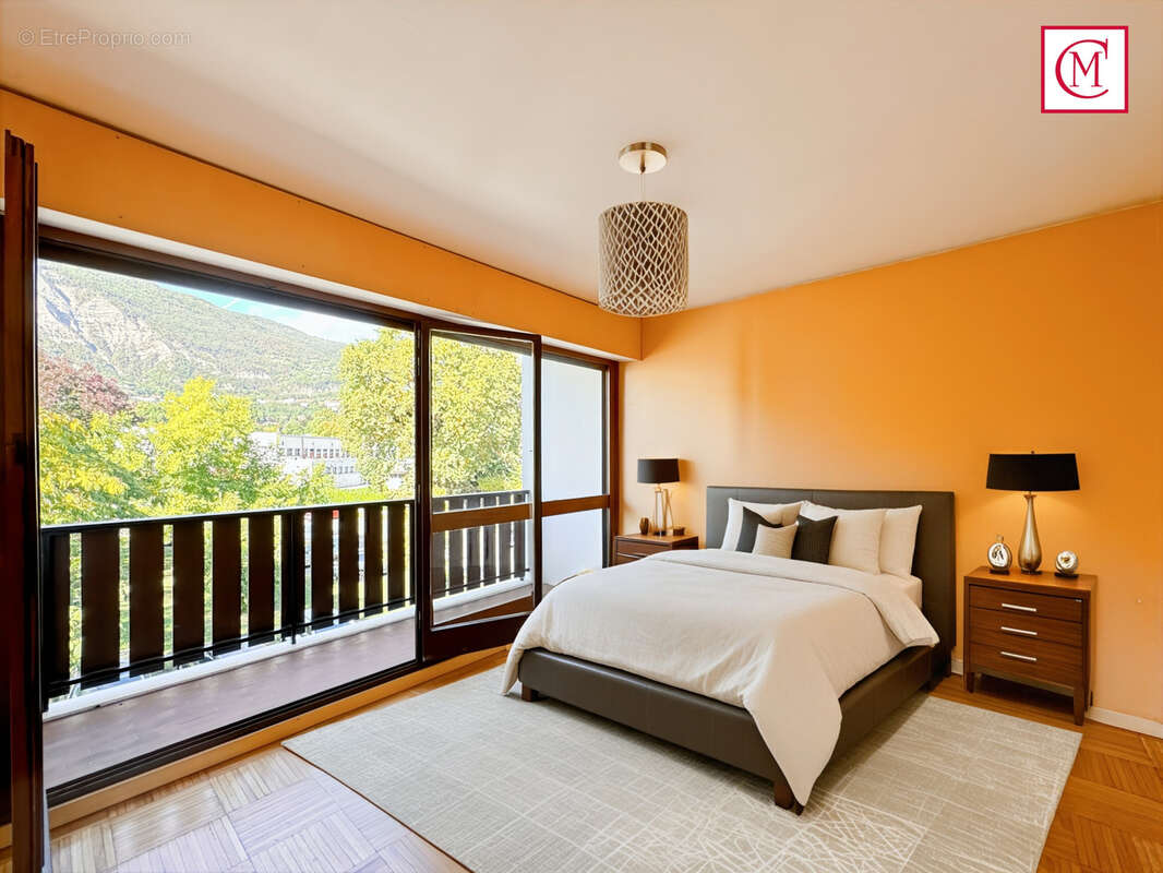 Appartement à LA TRONCHE