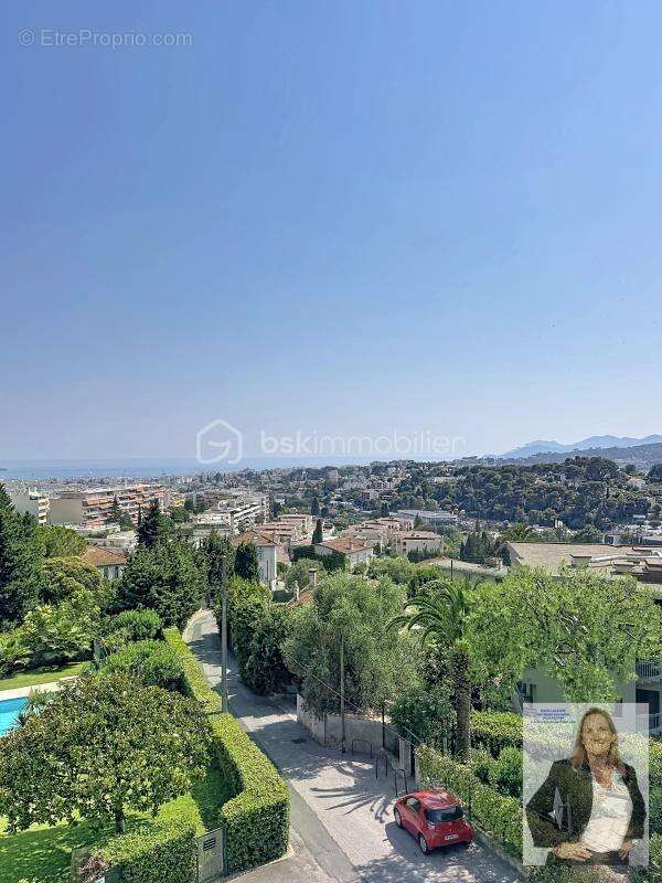 Appartement à LE CANNET