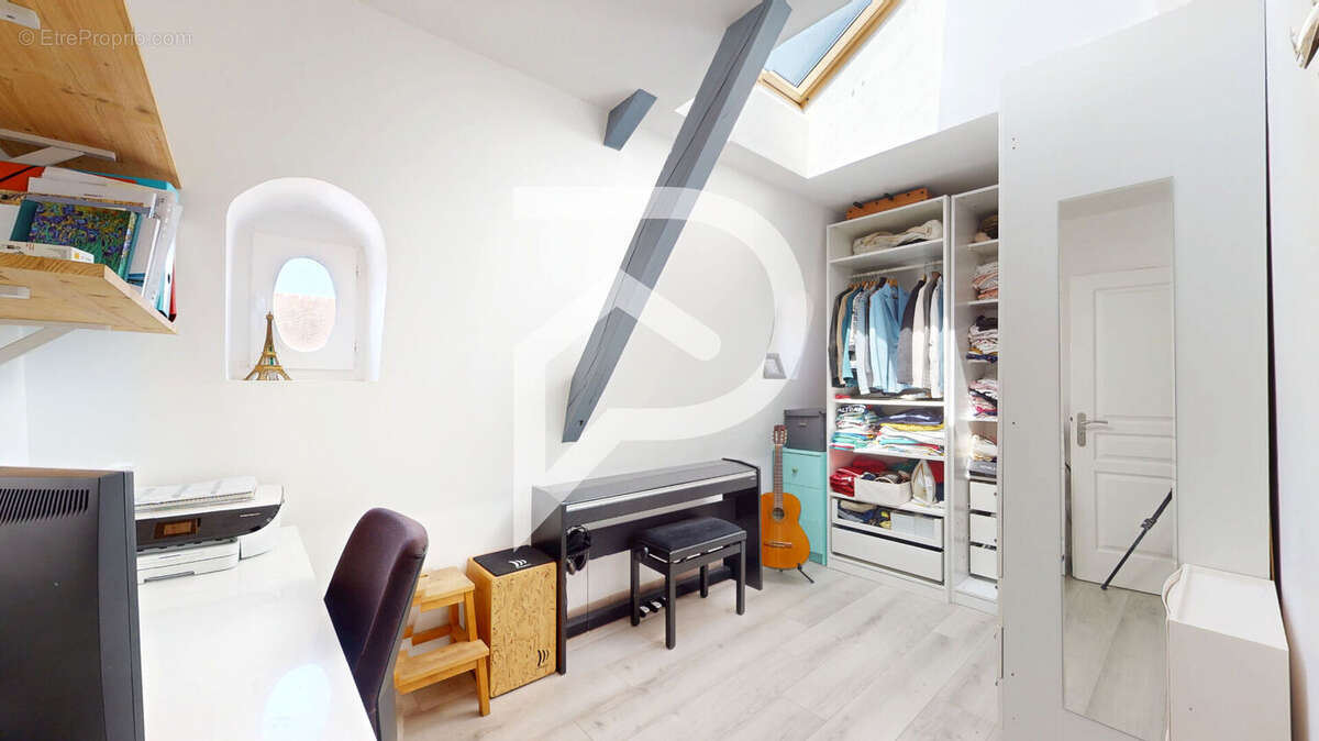 Appartement à MAREIL-MARLY