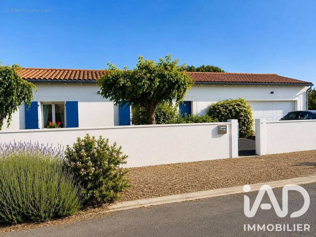 Photo 1 - Maison à LE GUE-D'ALLERE
