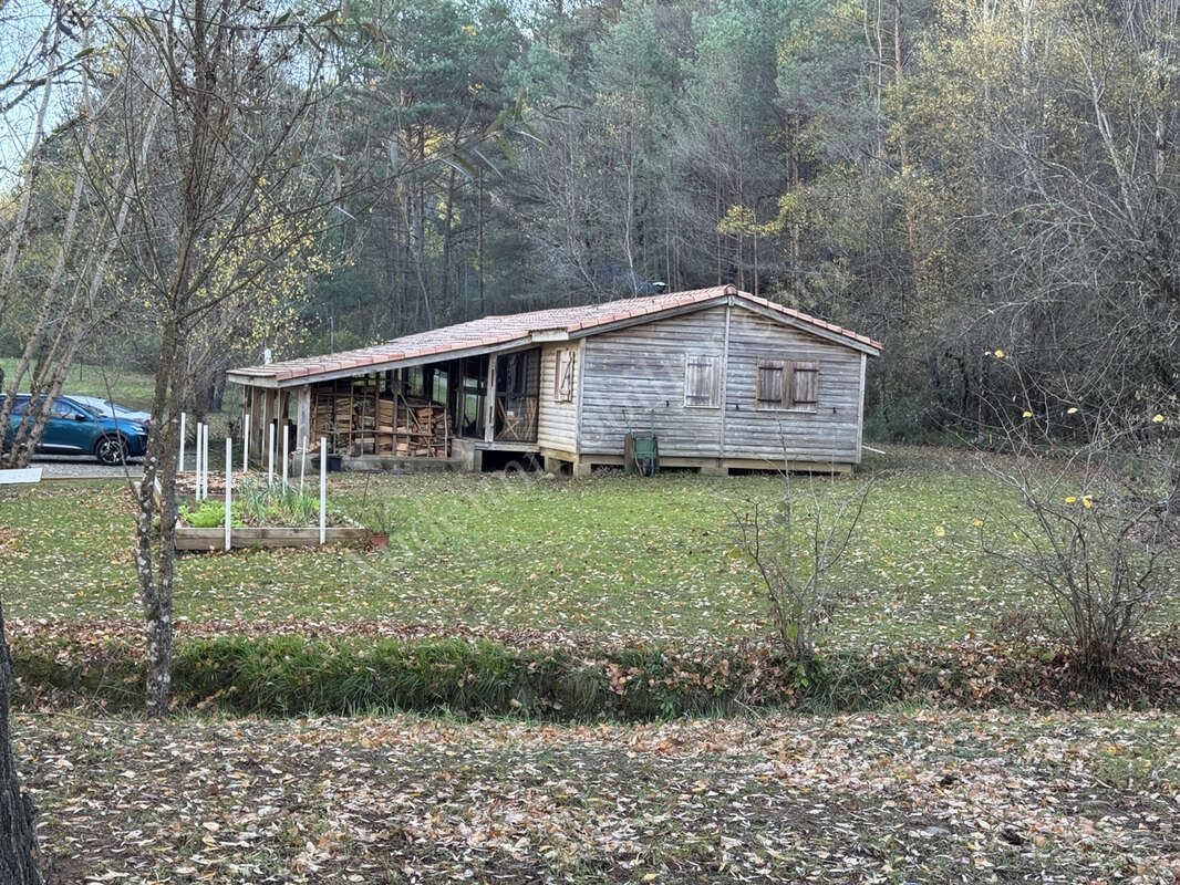 Propriété de 9,34 ha avec deux lacs - photo 7