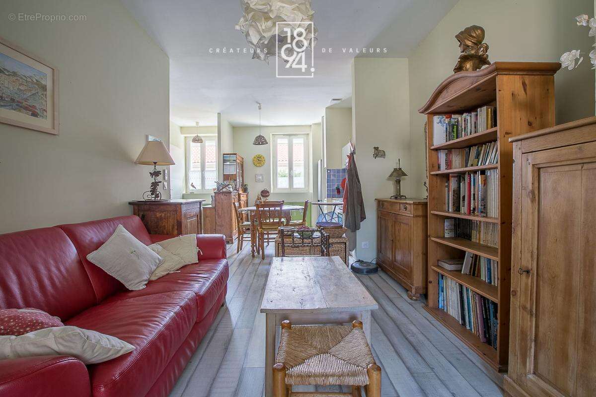 Maison à MARSEILLE-8E
