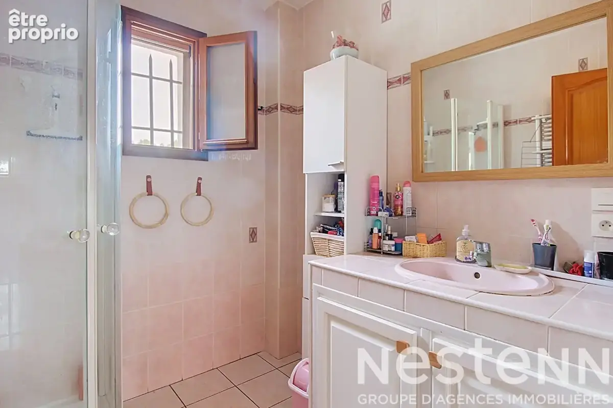 A VENDRE - Maison Vidauban 5 pièces 123m2, piscine , garage  , sous sol  et cave. - photo 25