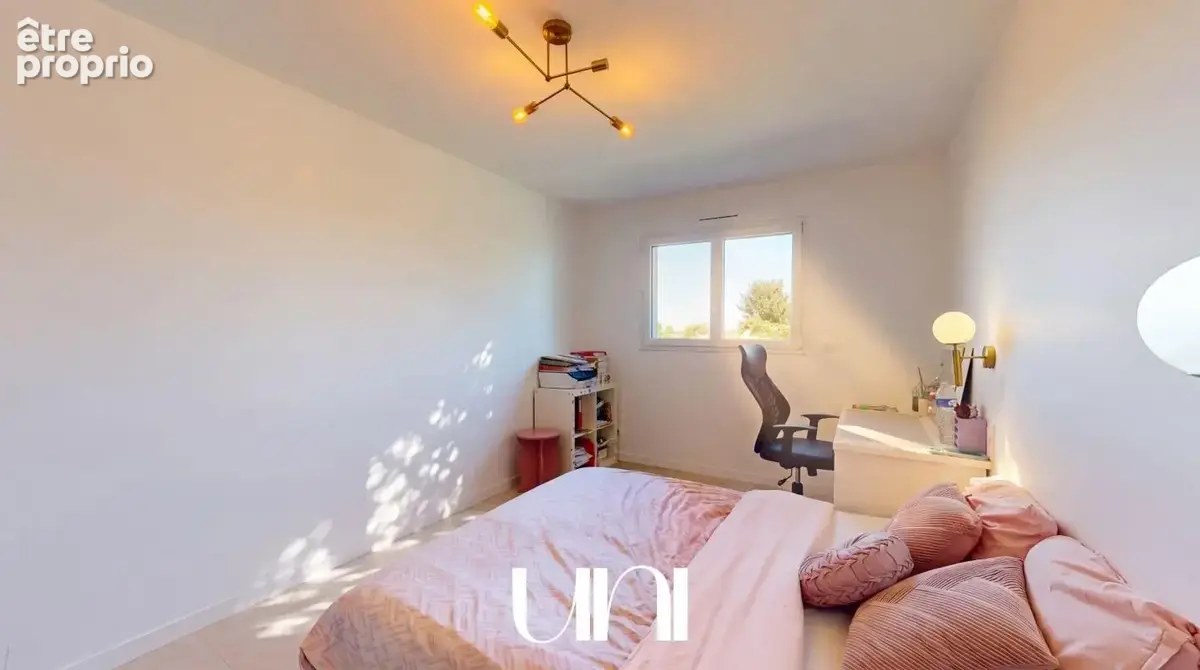 Maison 5 pièces de 135 m2 avec belle hauteur sous plafond - photo 23