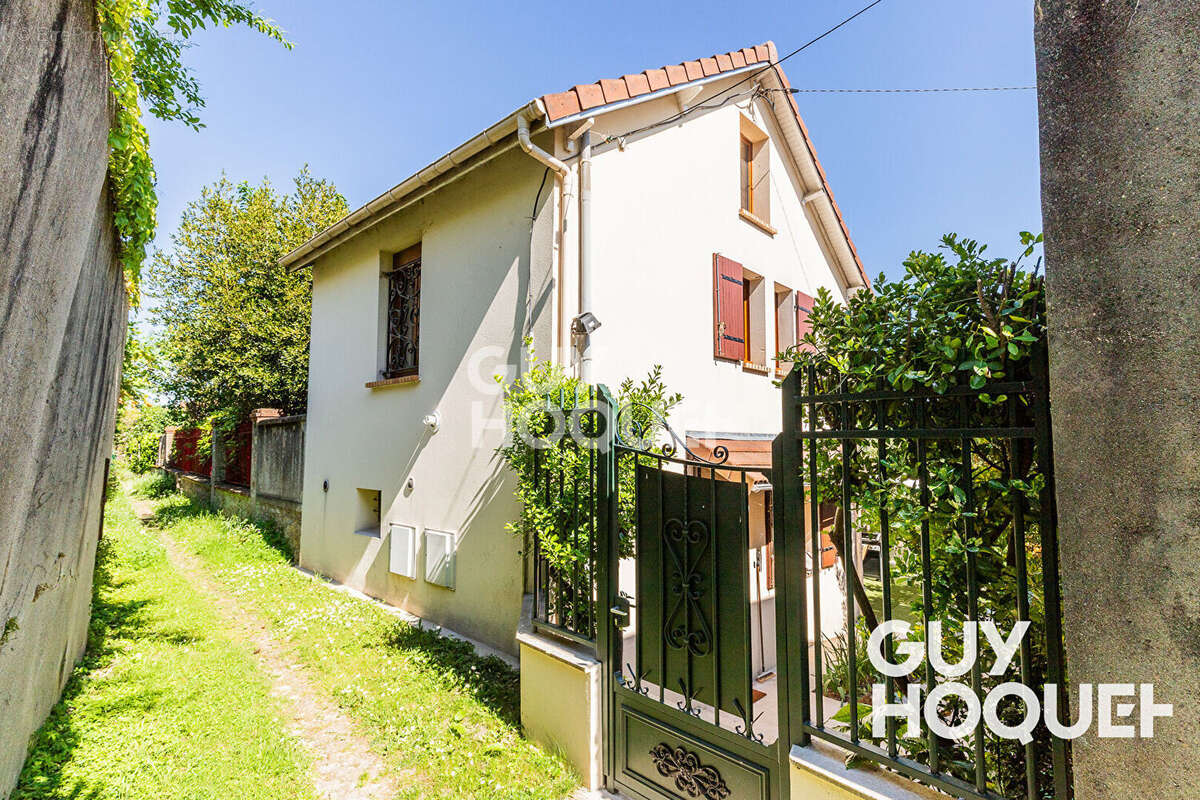 Maison à ATHIS-MONS