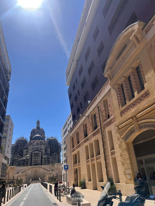 Appartement à MARSEILLE-2E