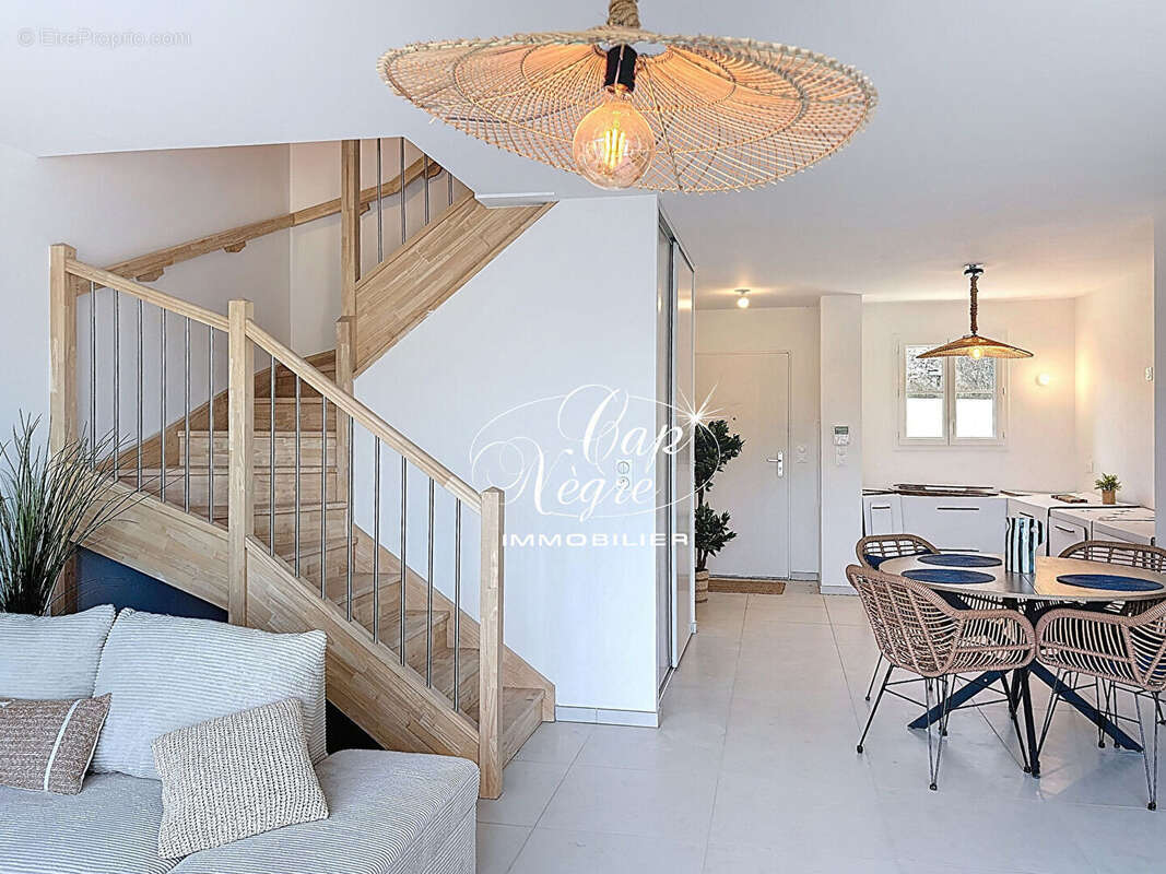 Maison à LA GARDE-FREINET