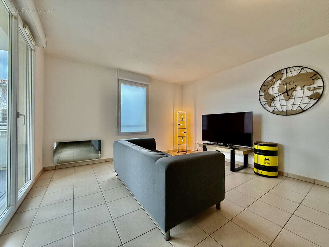 Appartement à L&#039;ISLE-D&#039;ABEAU