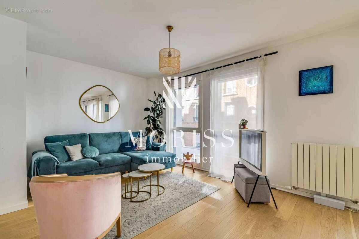 Appartement à PARIS-18E