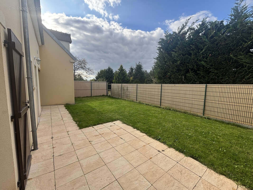 Maison à MORTEFONTAINE