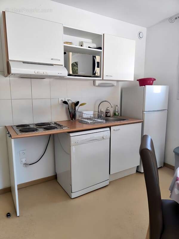 Appartement à AVENE