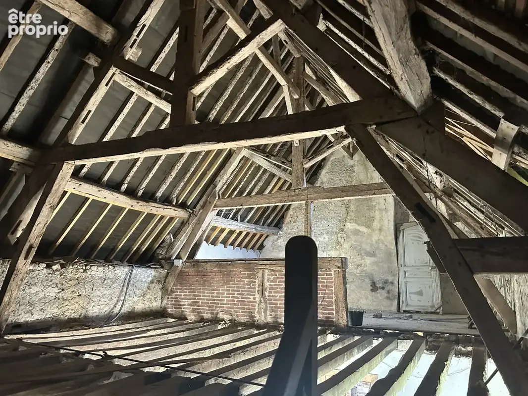 Maison a restaurer - photo 9