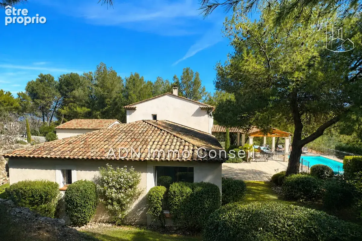 Maison 7 pièces 191 m² à vendre à Mallemort (13370) - photo 3