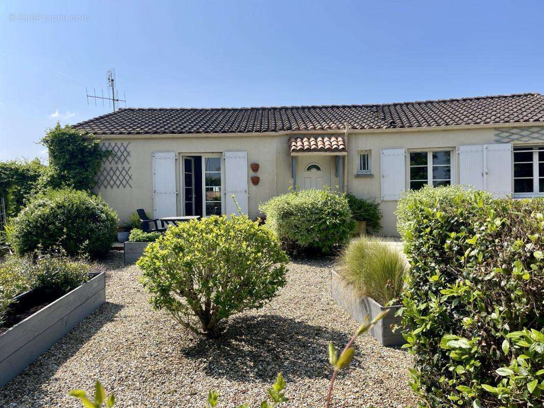 Maison à VERVANT