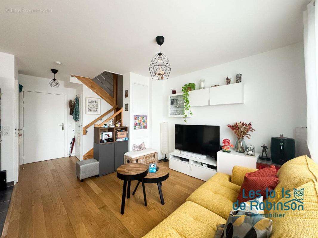 Appartement à LE PLESSIS-ROBINSON