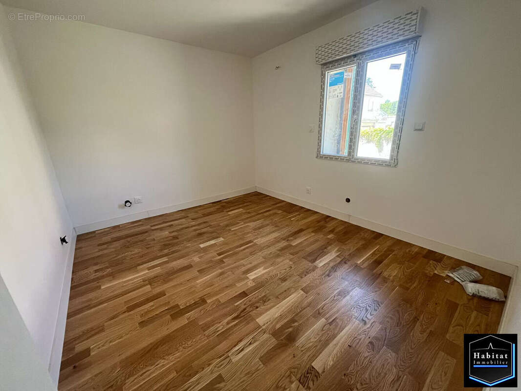 Maison BREGY 4 pièces - 2 CHAMBRES + BUREAU - 70 m2 - photo 4