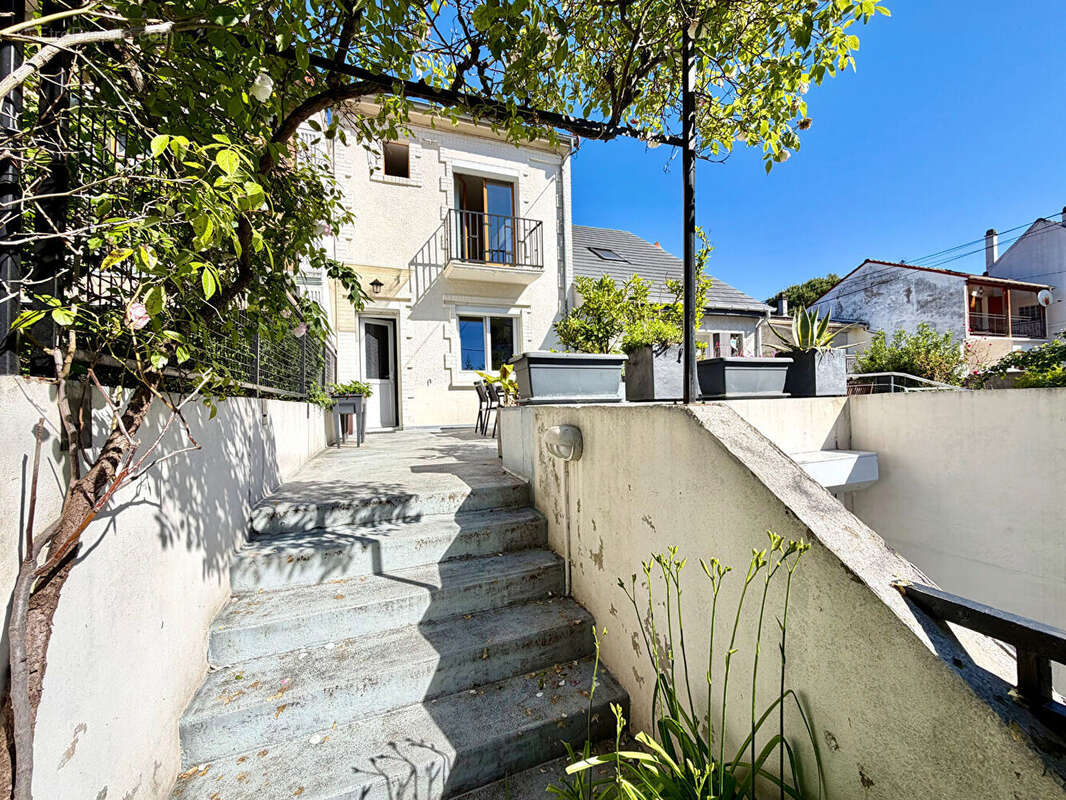 Maison à BEZONS
