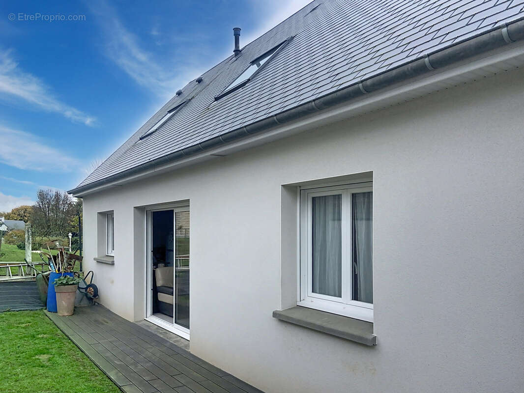 Maison à DONVILLE-LES-BAINS