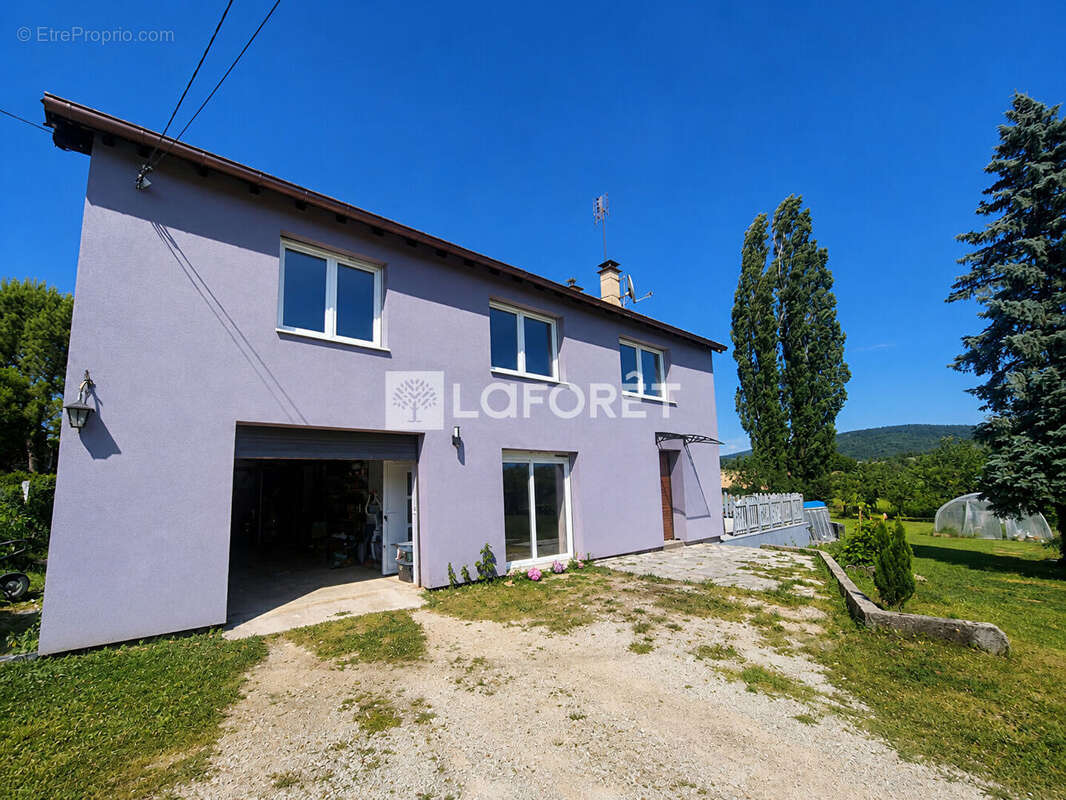 Maison à MARNOZ