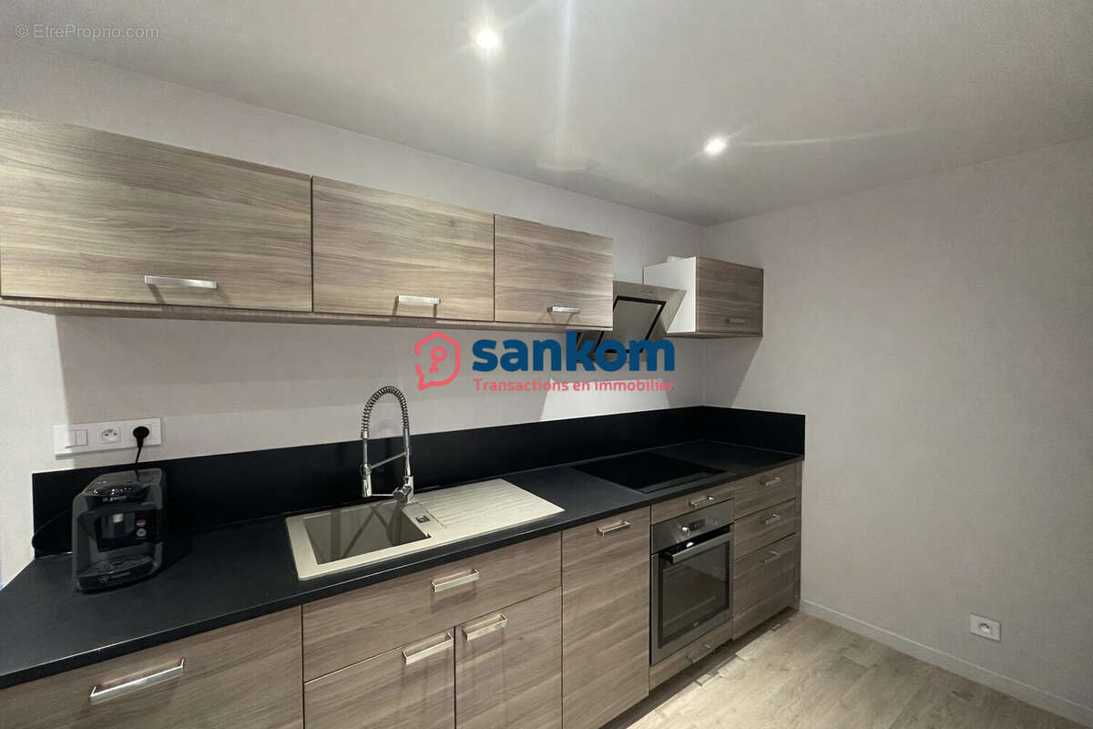 Maison 85 m² à Brives-Charensac  - photo 2