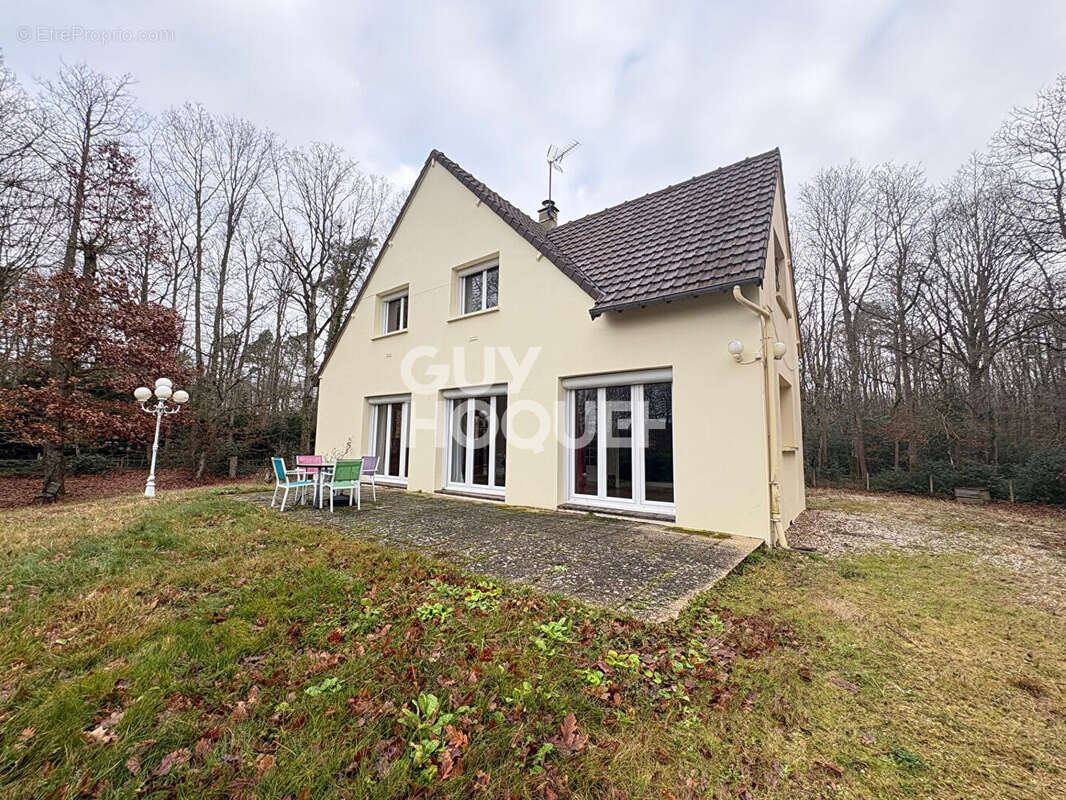 Maison à PULLAY